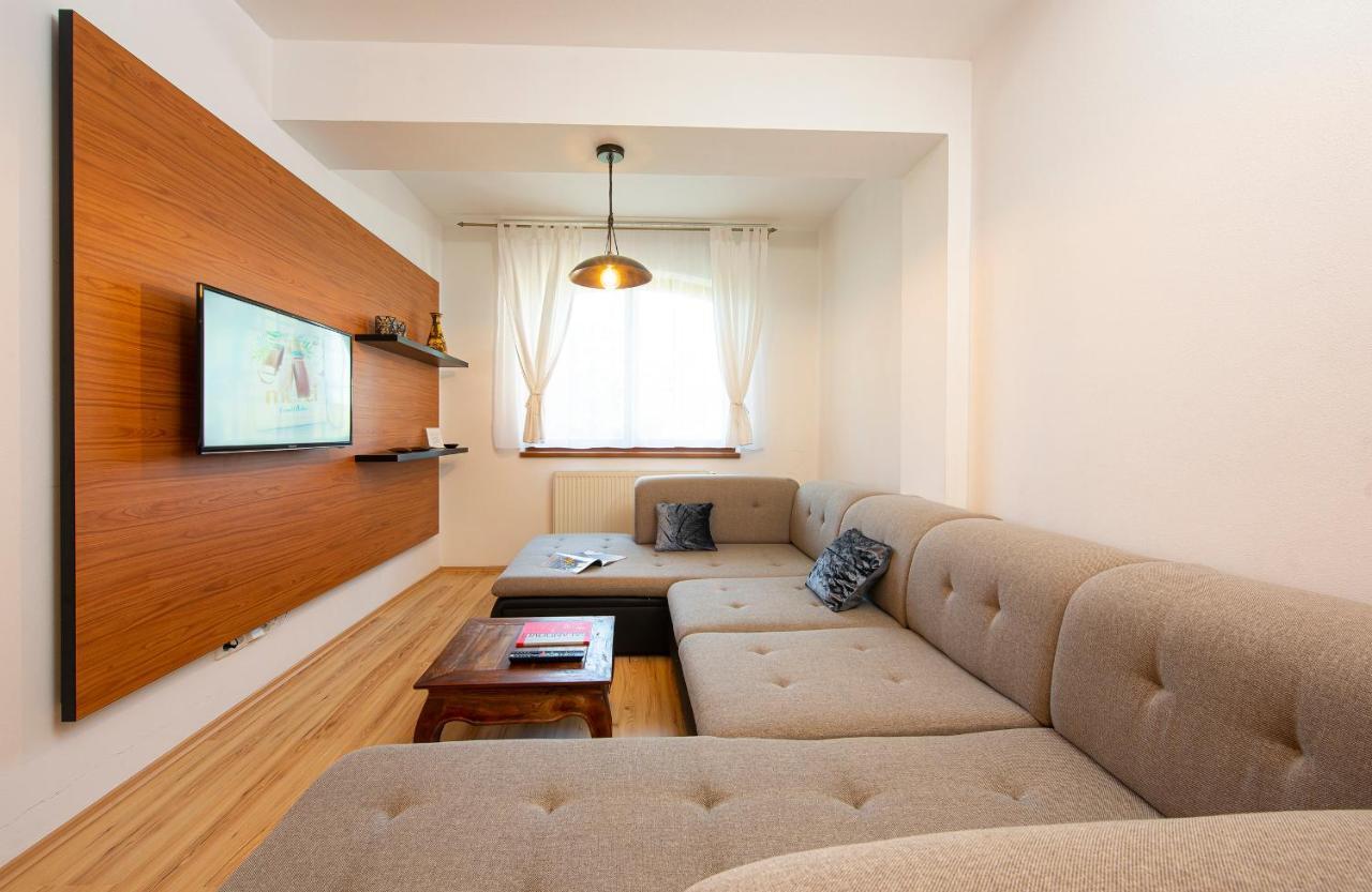 Apartmany Sileas 벨카 롬니차 외부 사진